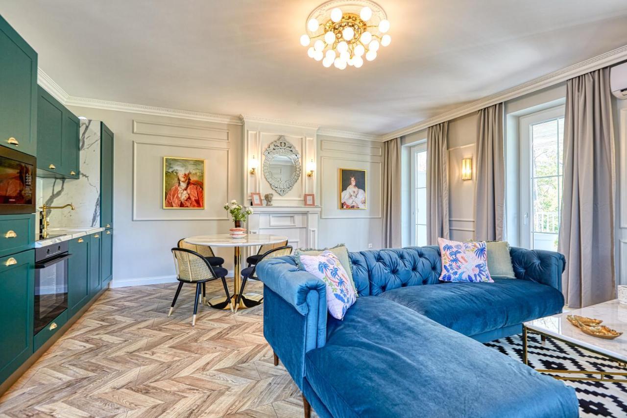 The Doors Luxury Apartment Mosonmagyaróvár Dış mekan fotoğraf
