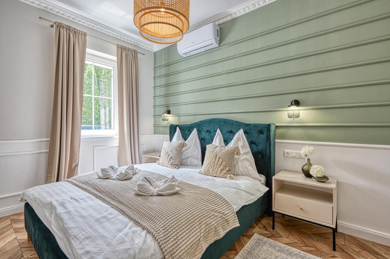 The Doors Luxury Apartment Mosonmagyaróvár Dış mekan fotoğraf