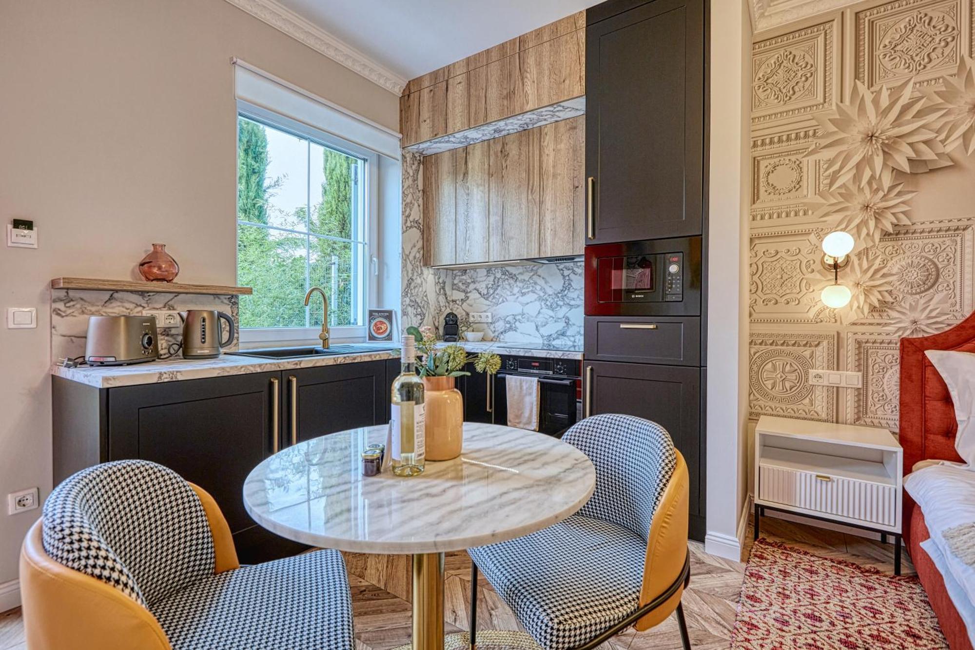 The Doors Luxury Apartment Mosonmagyaróvár Dış mekan fotoğraf