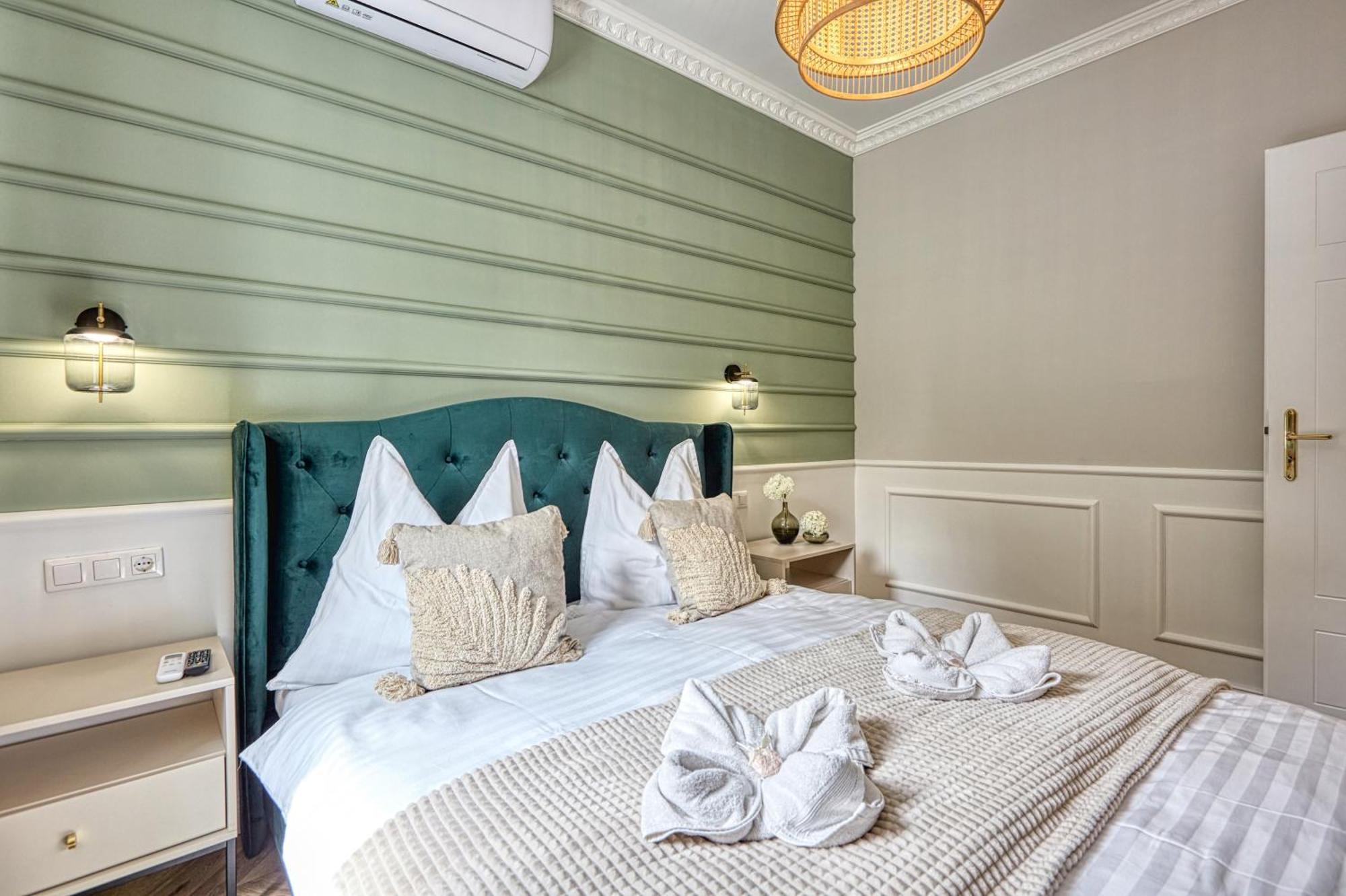 The Doors Luxury Apartment Mosonmagyaróvár Dış mekan fotoğraf
